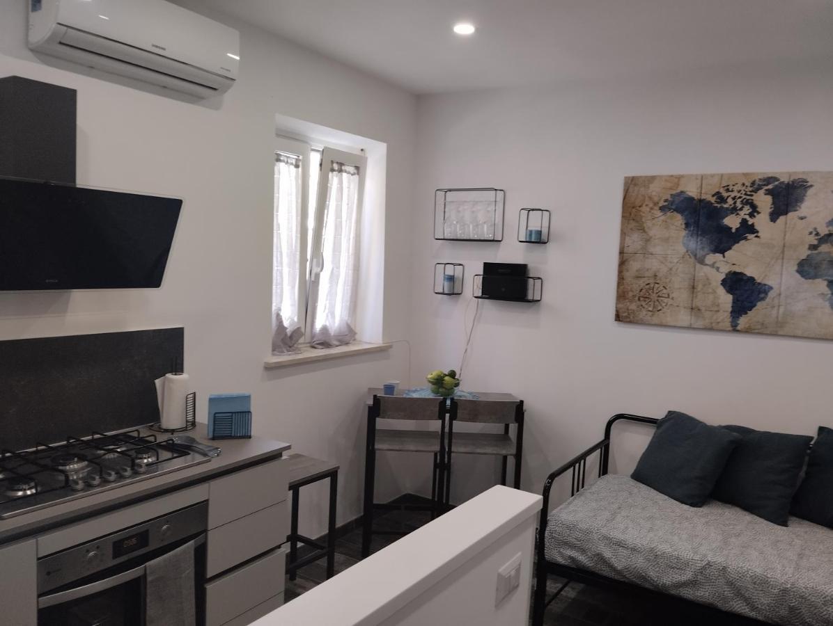 شقة Casa Cesare روما المظهر الخارجي الصورة